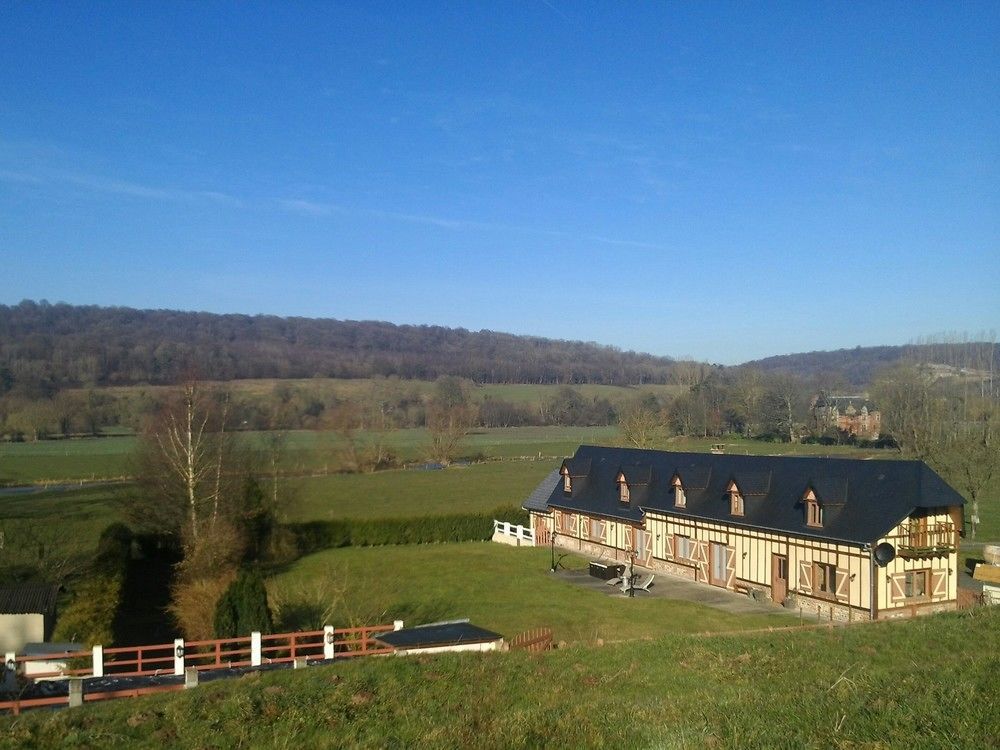 La Longere Des Nuits De Varenne Muchedent Exterior photo